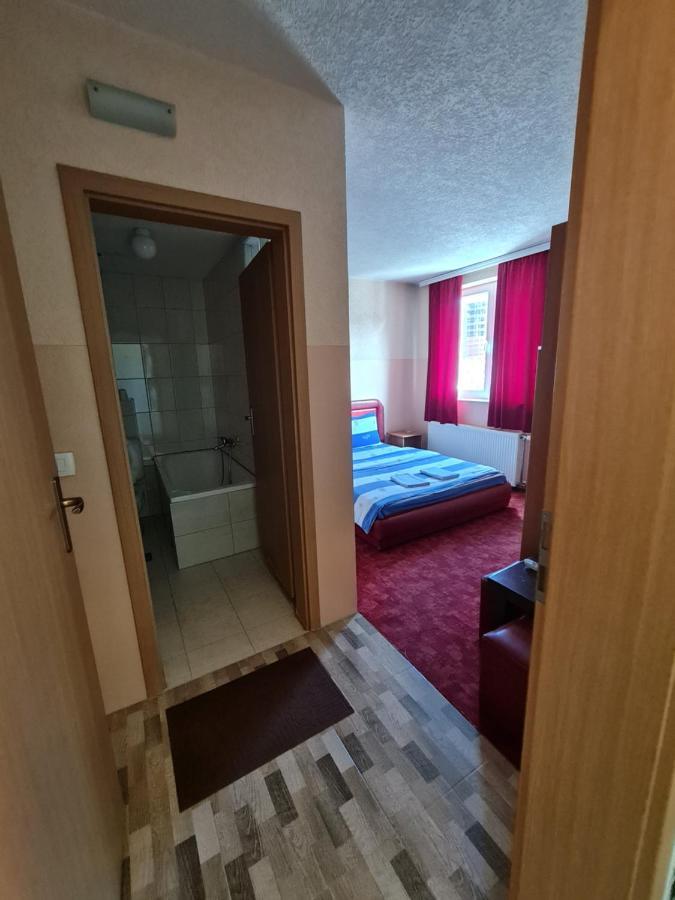 Holiday Феріжай Екстер'єр фото
