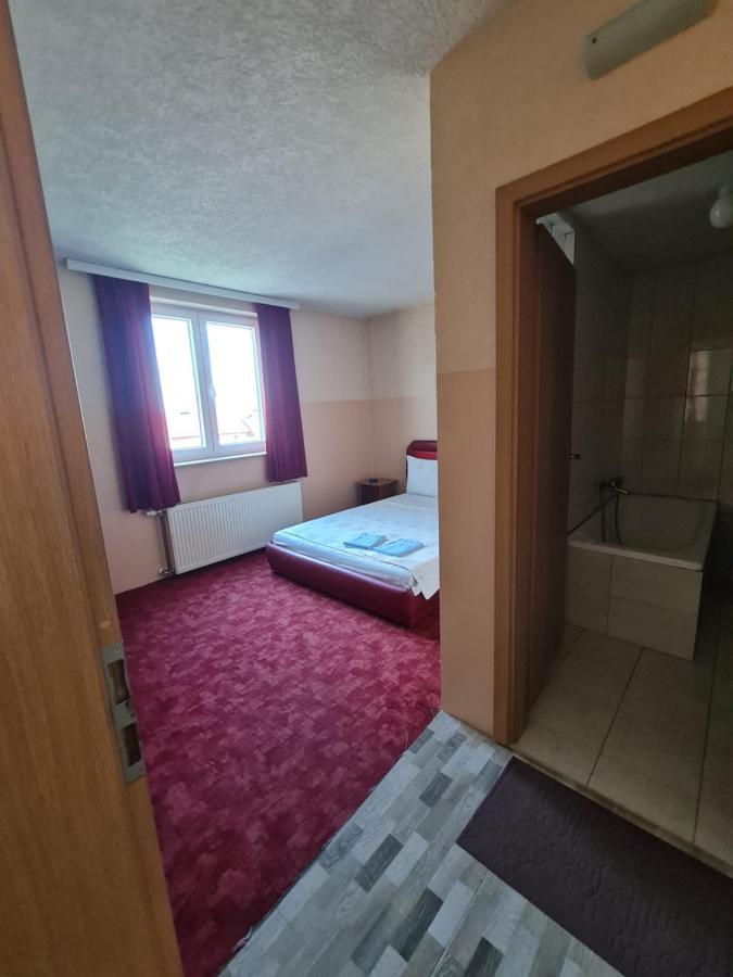 Holiday Феріжай Екстер'єр фото