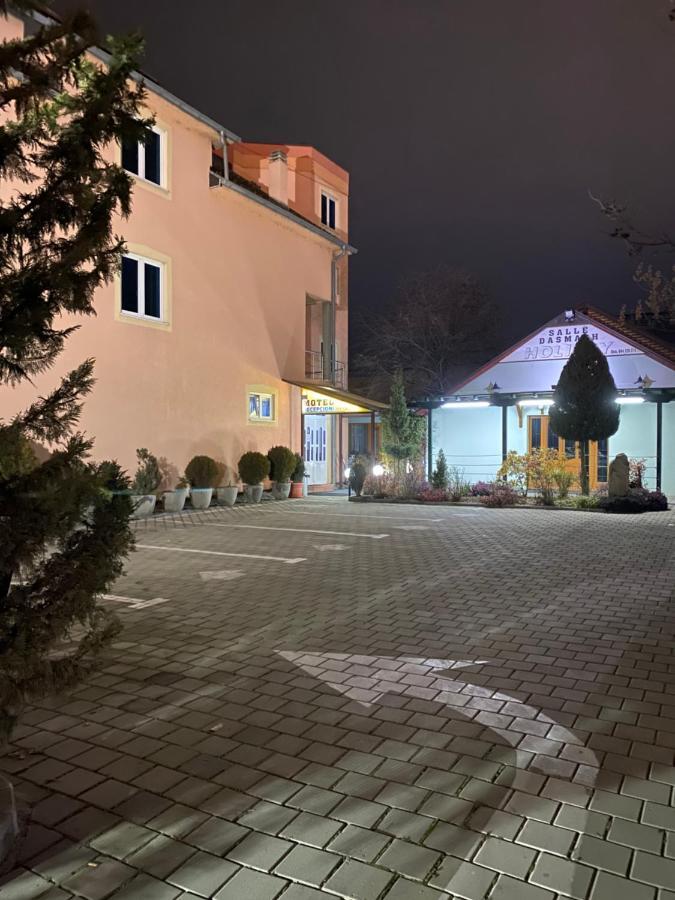 Holiday Феріжай Екстер'єр фото